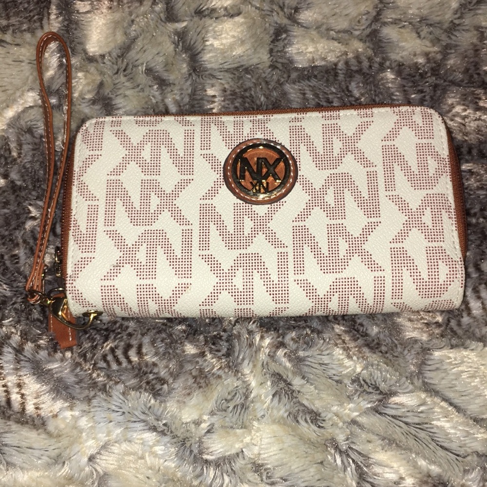NX handbag